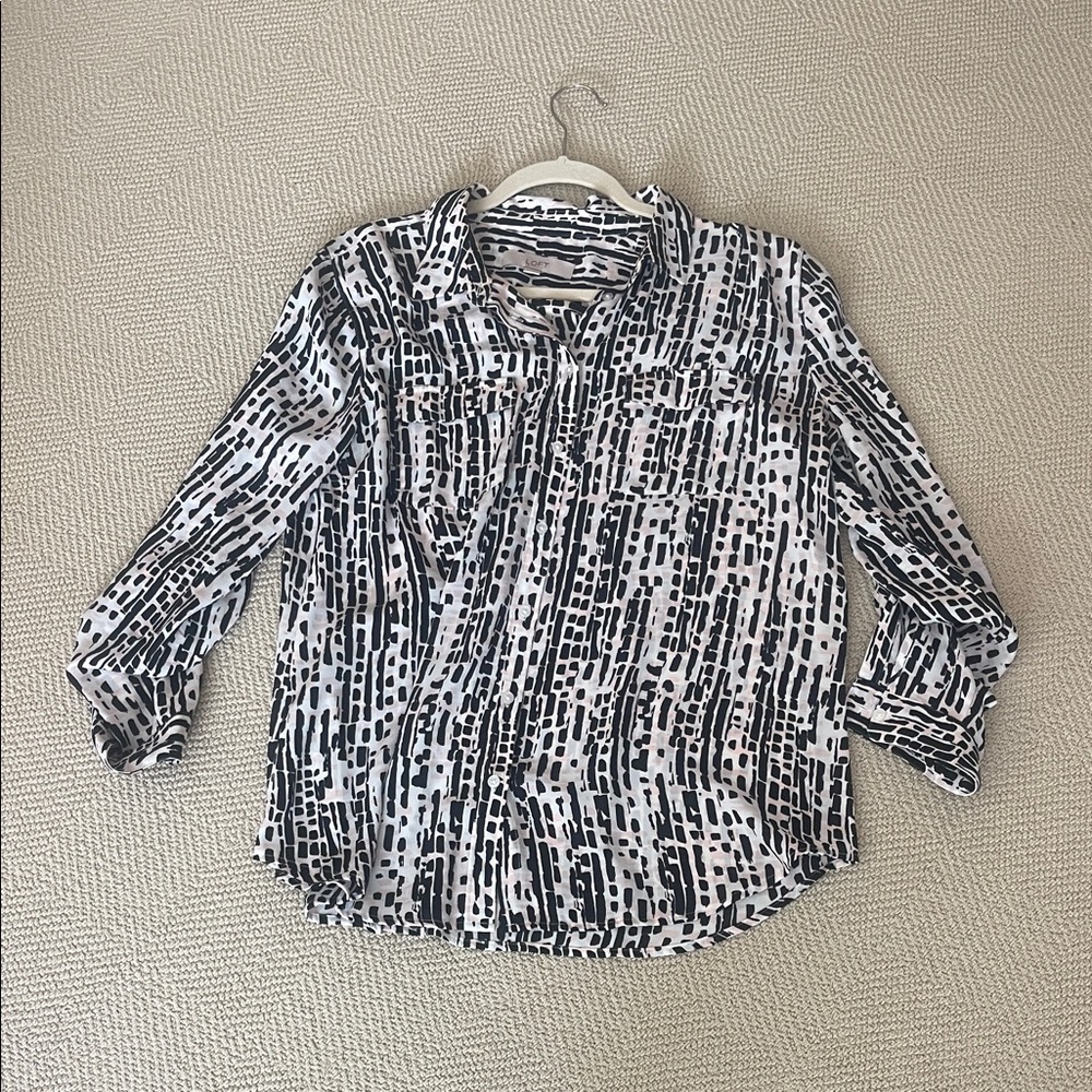LOFT Monochrome Button Down Shirt
